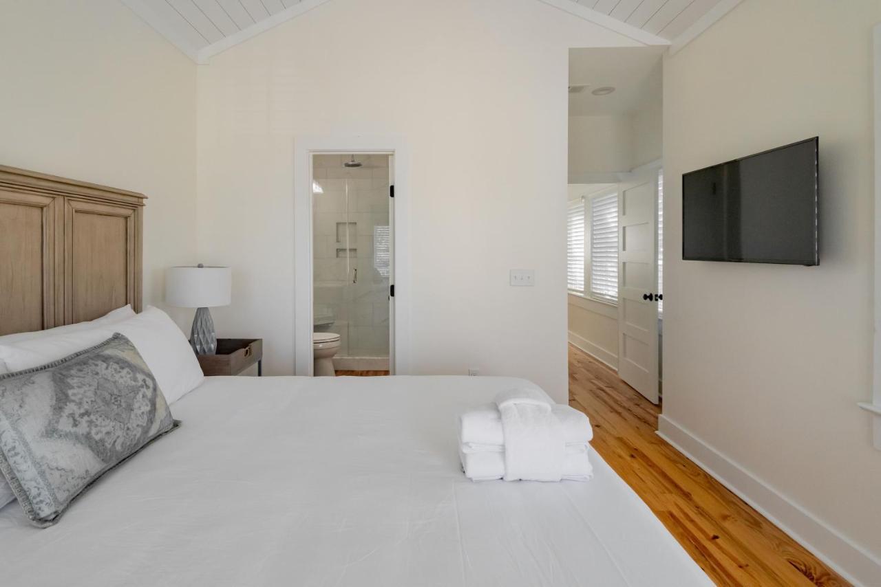 The Quarters On Spring Hotel ชาร์ลสตัน ภายนอก รูปภาพ